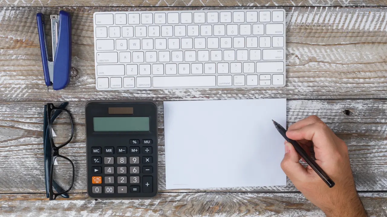 What Is a Paycheck Tax Calculator_ A Simple Guide for Beginners